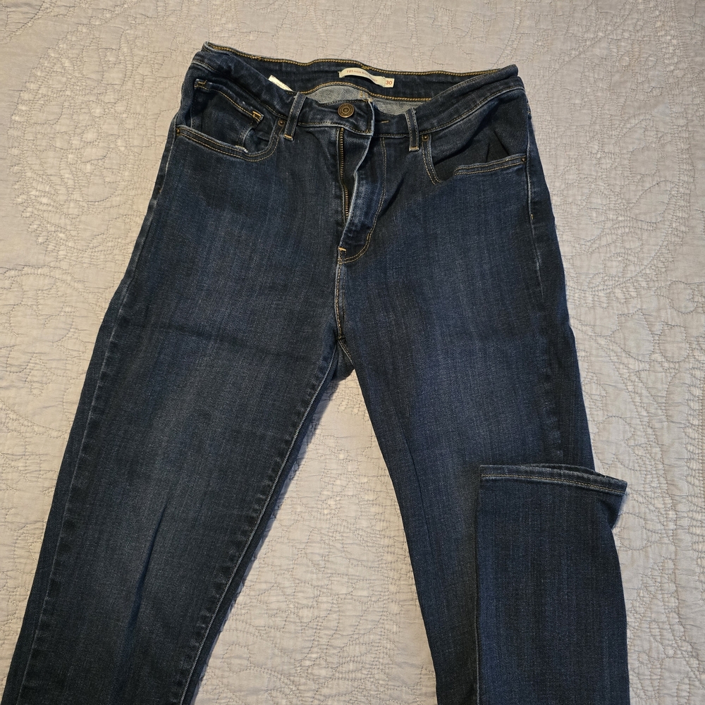 Levi's Midnight Blue 721 High Rise Skinny Jeans for Women